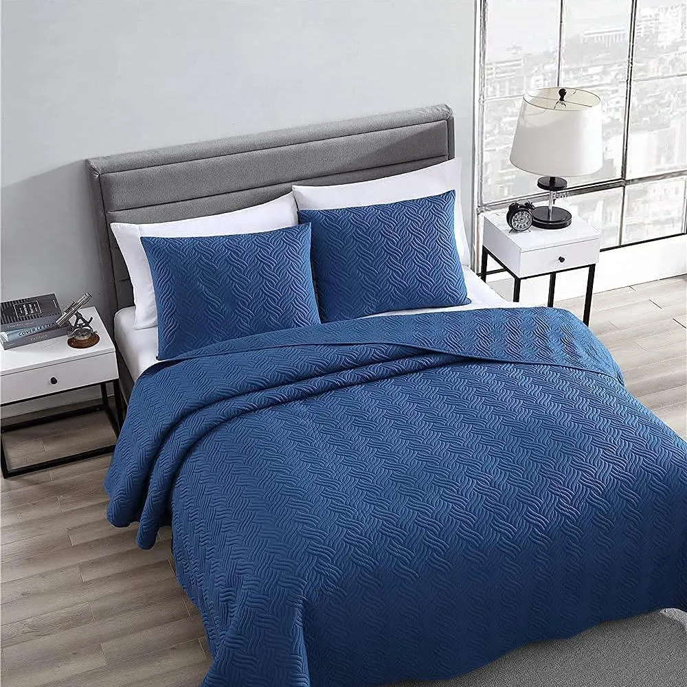 3-Piece Set: Embossed Quilted Comforter Set