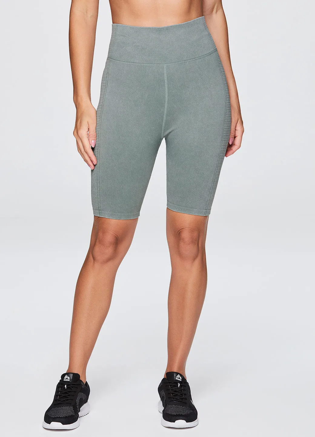 Seamless Moto 7" Biker Short